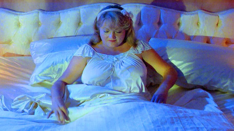 Rosalie Goes Shopping