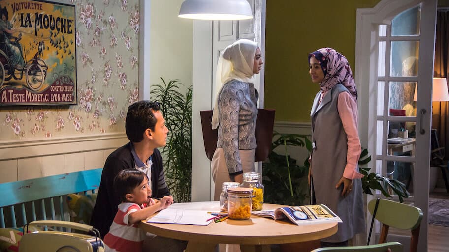 Surga Yang Tak Dirindukan 2