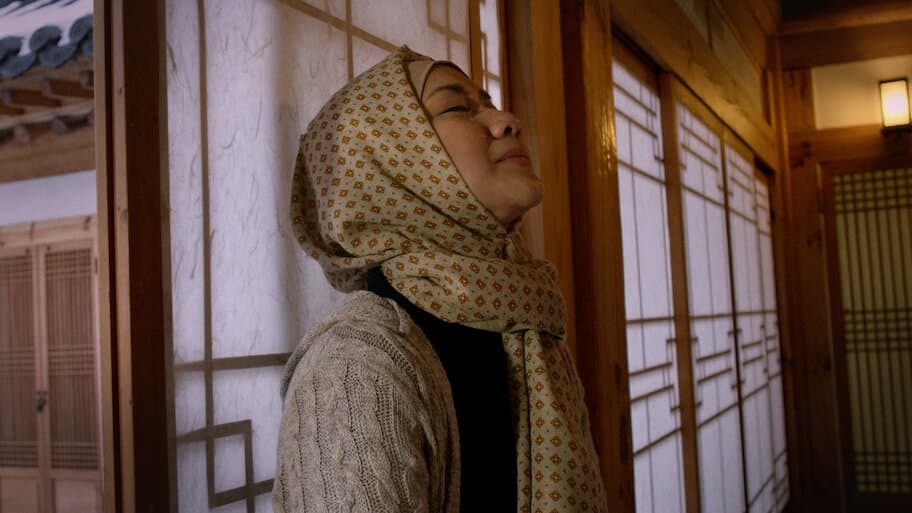 Jilbab Traveler: Love Sparks In Korea