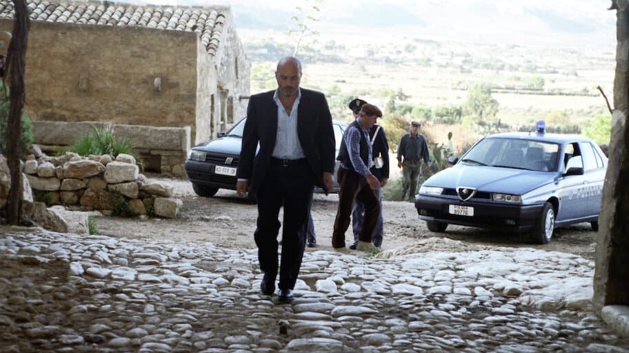 Montalbano: The Snack Thief