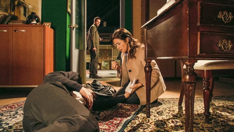 Los Misterios De Laura