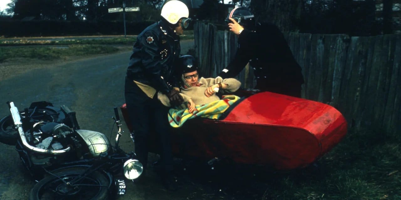 On the Buses backdrop