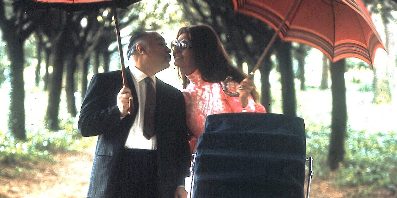 Cercando Sophia backdrop