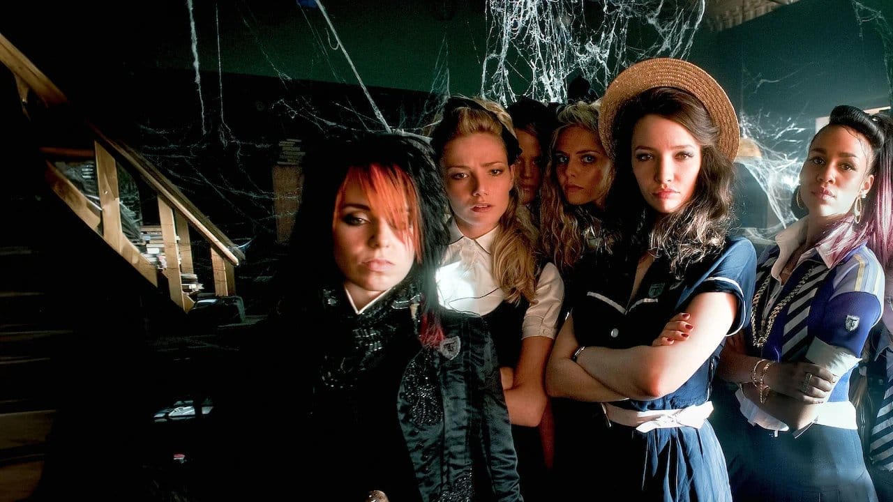 St Trinian's 2 & The Legend of Fritton's Gold backdrop