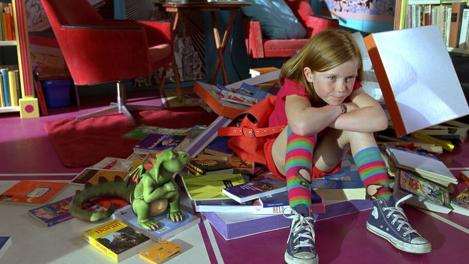 Lilly the Witch: The Dragon and the Magic Book backdrop