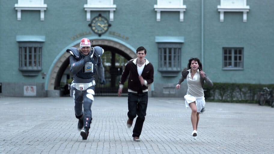 Kenny Begins backdrop