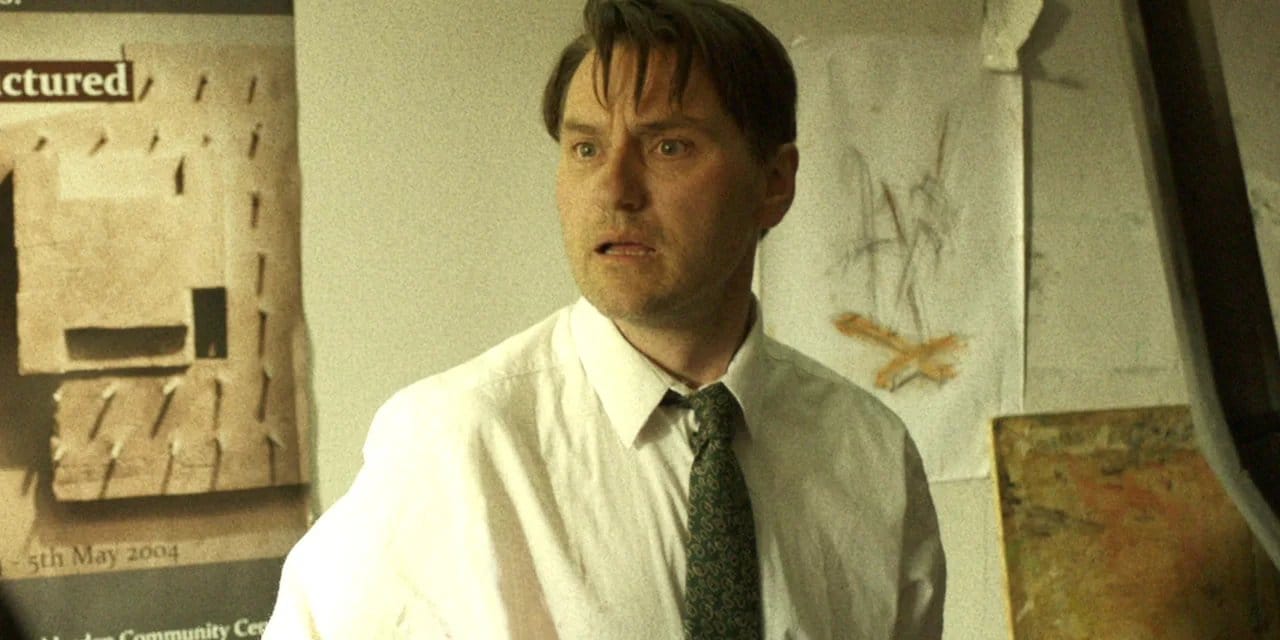 Containment backdrop