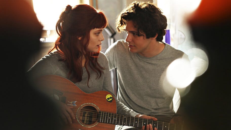 Bianca come il latte, rossa come il sangue backdrop