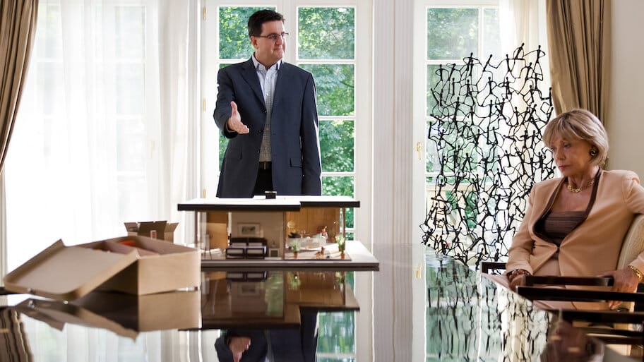 Mom's Gotta Go backdrop