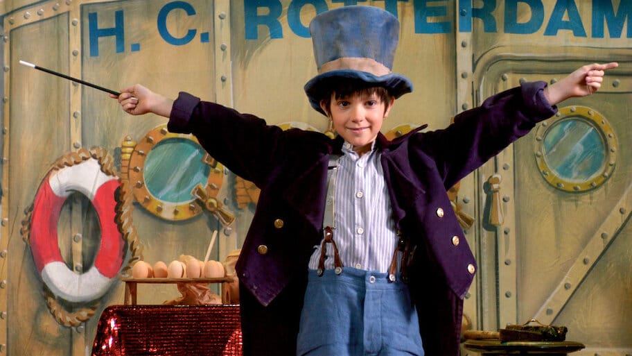 Peter Bell II: The Hunt for the Czar Crown backdrop