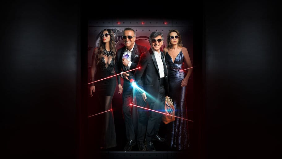 Non si ruba a casa dei ladri backdrop