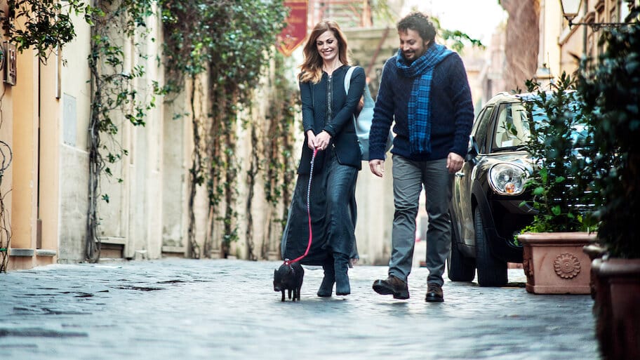 Tutte lo vogliono backdrop