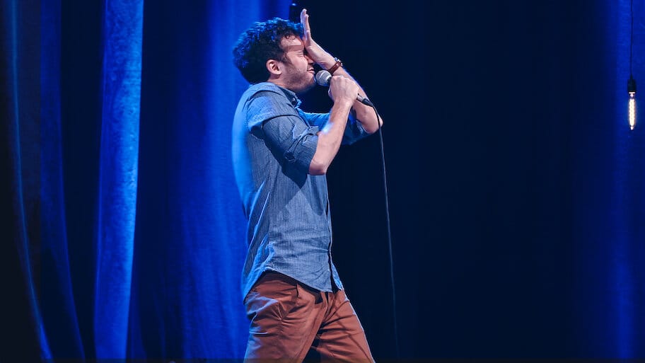 Edoardo Ferrario: Temi caldi backdrop