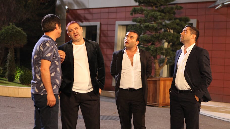 Kolpaçino 3. Devre backdrop