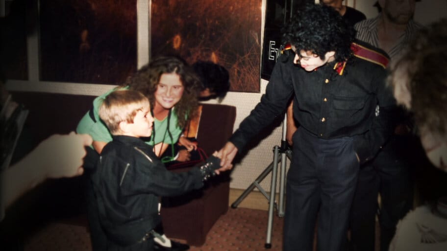 Leaving Neverland backdrop