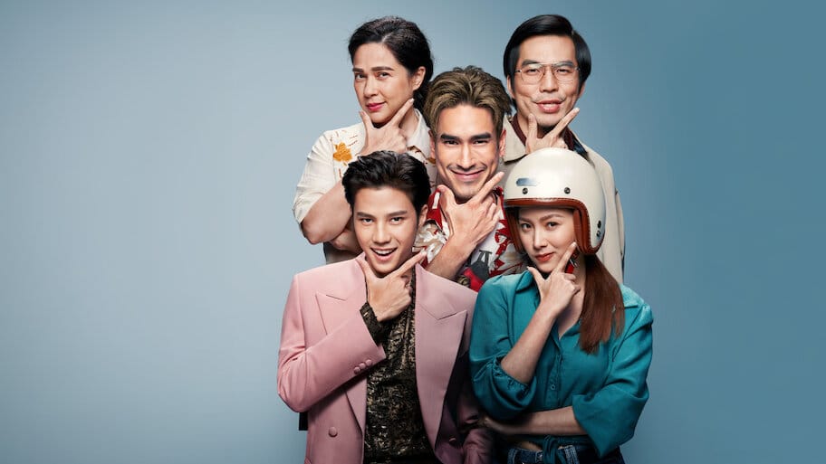 The Con-Heartist backdrop