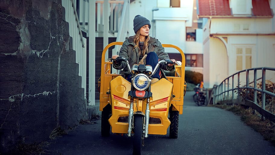 Dancing Queens backdrop