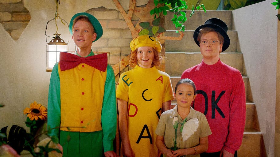 Annabell's Spectacularities backdrop