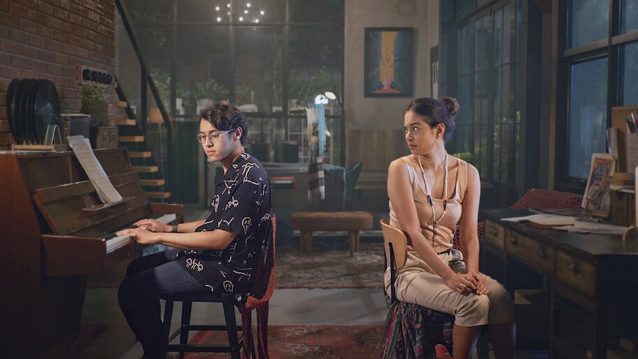 Story of Kale: When Someone's in Love backdrop