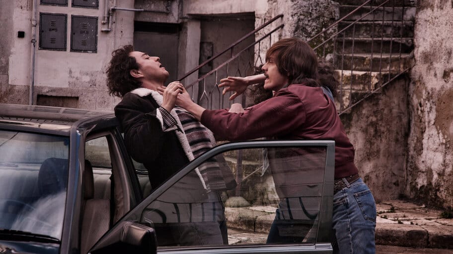 Lea - Something About Me backdrop