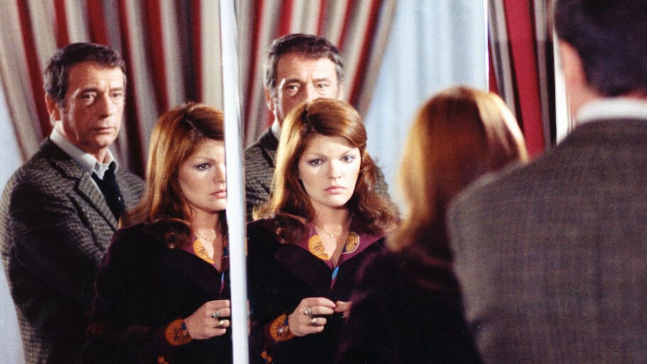 Le hasard et la violence backdrop