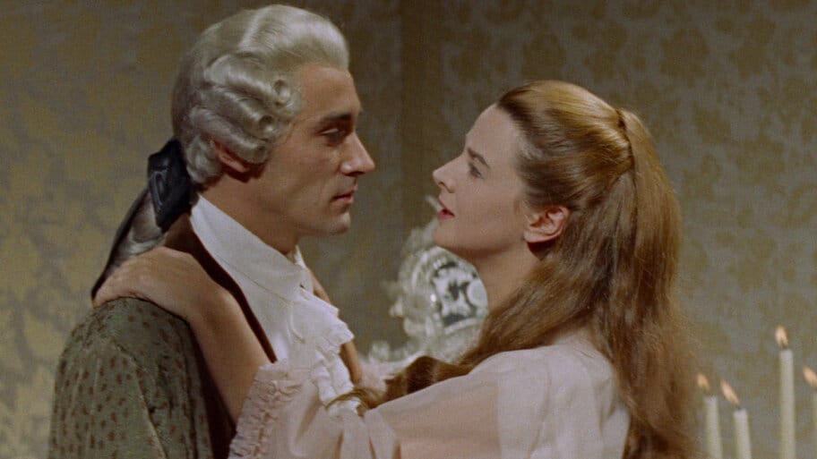 La Tour, prends garde! backdrop