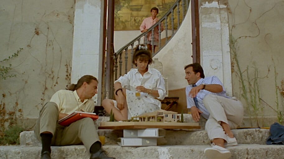 Moitié-moitié backdrop