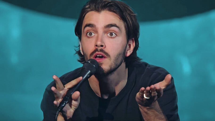 Panayotis Pascot: Almost backdrop