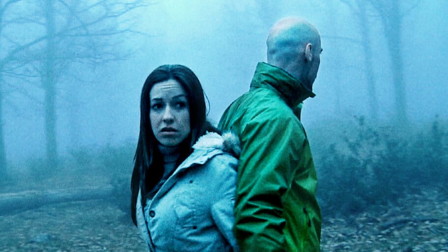 La dama del bosque maldíto backdrop