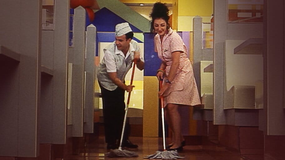 What Do You Bet, Mari Pili? backdrop