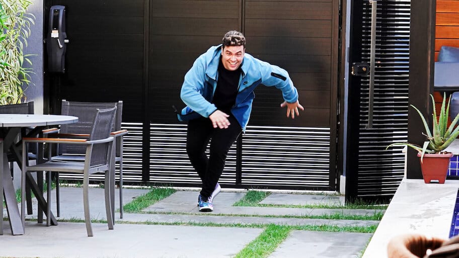 Luccas Neto em: O Plano dos Vilões backdrop