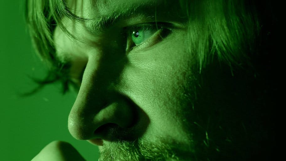 Bo Burnham: The Inside Outtakes backdrop