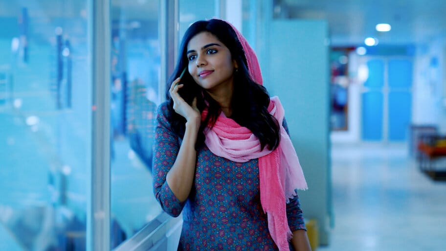 Sesham Mike-il Fathima backdrop