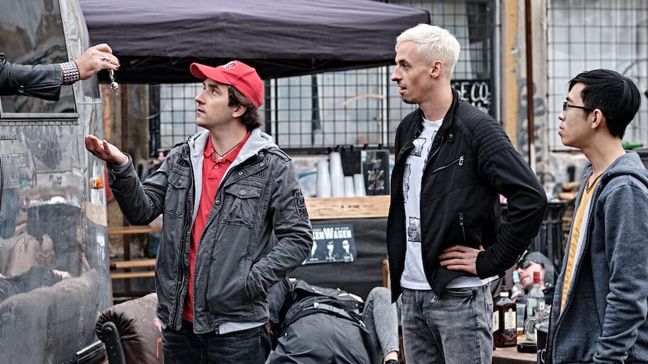 Roll and Run backdrop