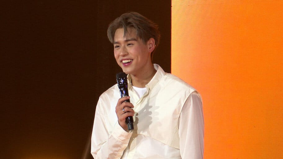 Golden Hour Billkin The First Fan Meeting backdrop