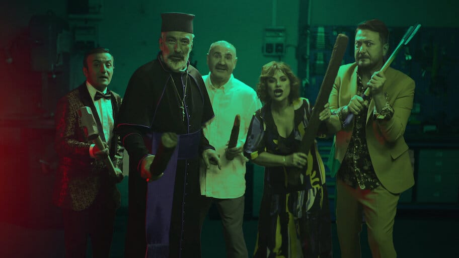 Kutsal Damacana 4 backdrop