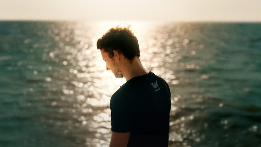 Philipp Mickenbecker – Real Life backdrop