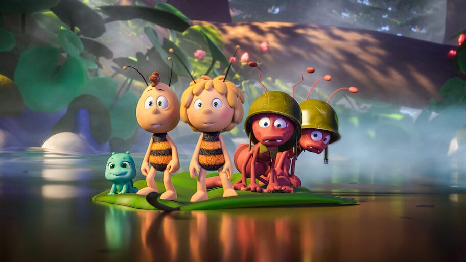 Maya the Bee 3: The Golden Orb backdrop