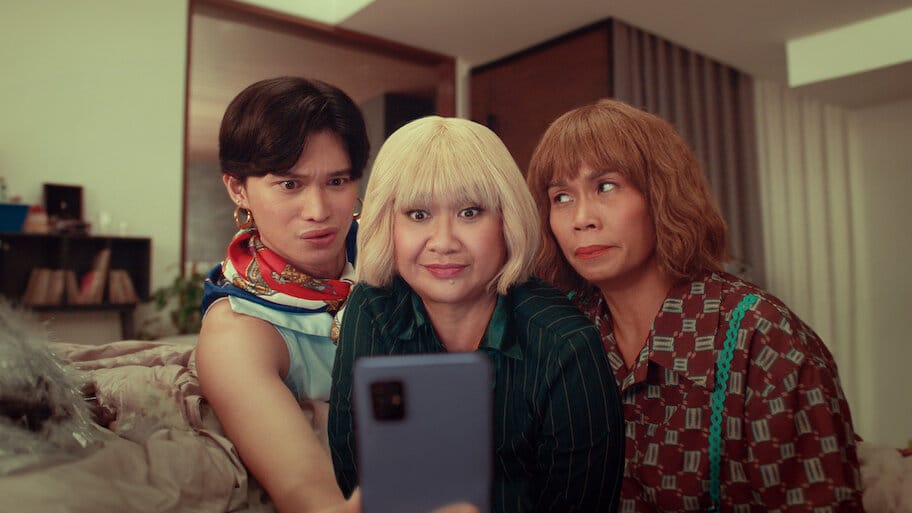 Becky & Badette backdrop