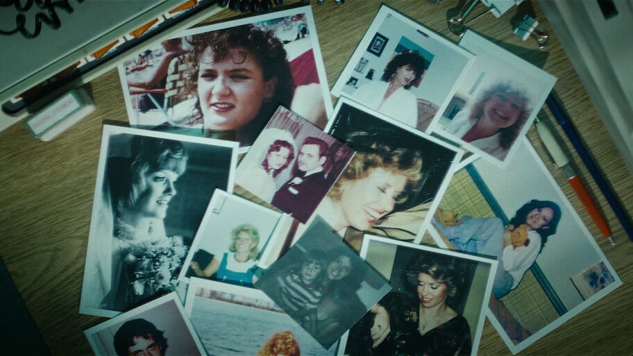 Cold Case: The Tylenol Murders backdrop