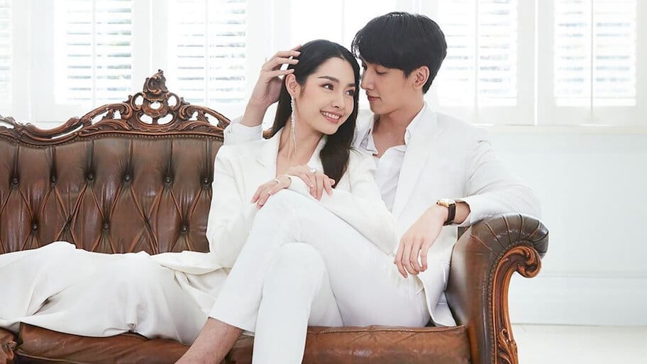 Dhevaprom: Dujupsorn backdrop