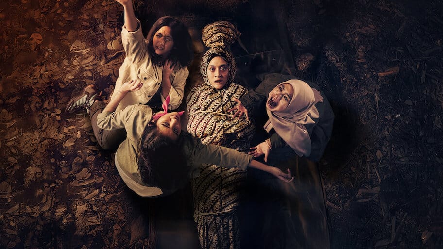 Kemah Terlarang: Kesurupan Massal backdrop