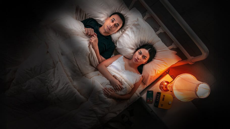 How to Survive a Marriage? backdrop