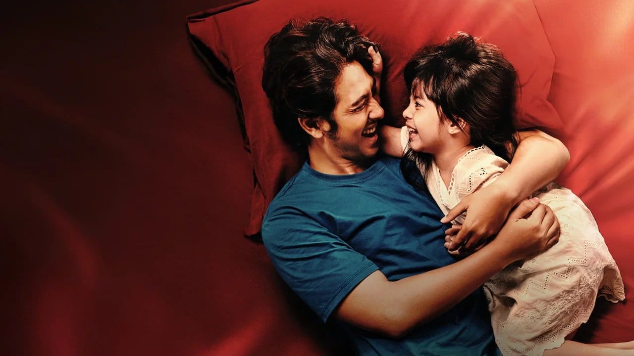 Sayap-Sayap Patah 2: Olivia backdrop