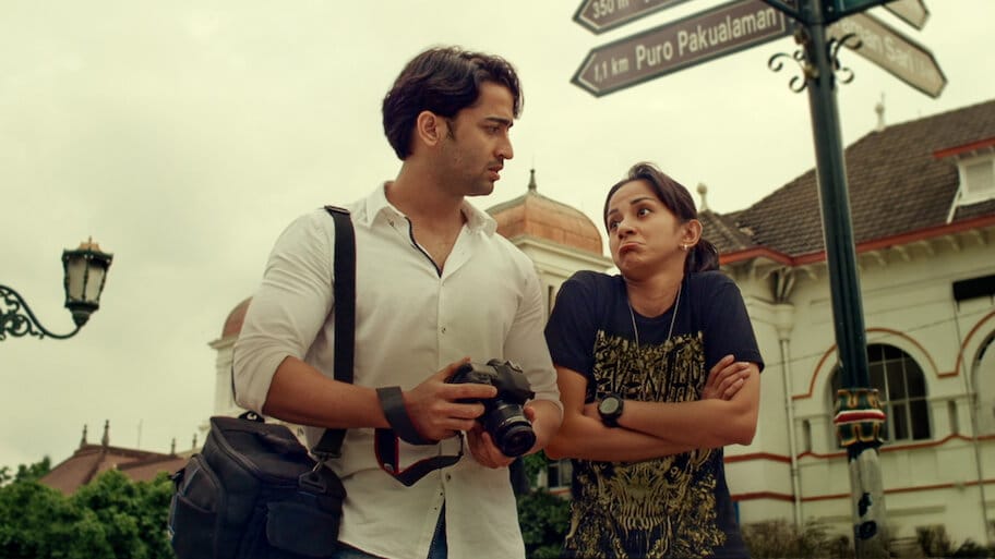 The Romantic Tourist backdrop