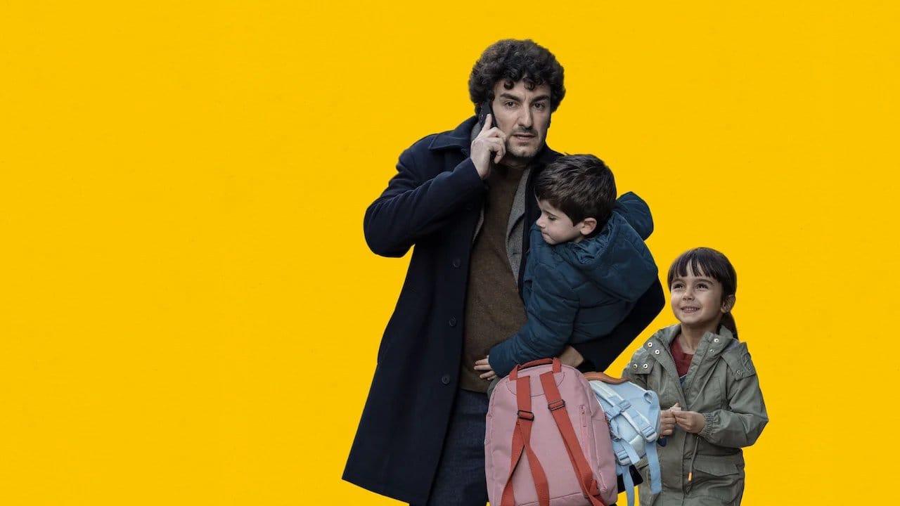 Una Vida No Tan Simple backdrop