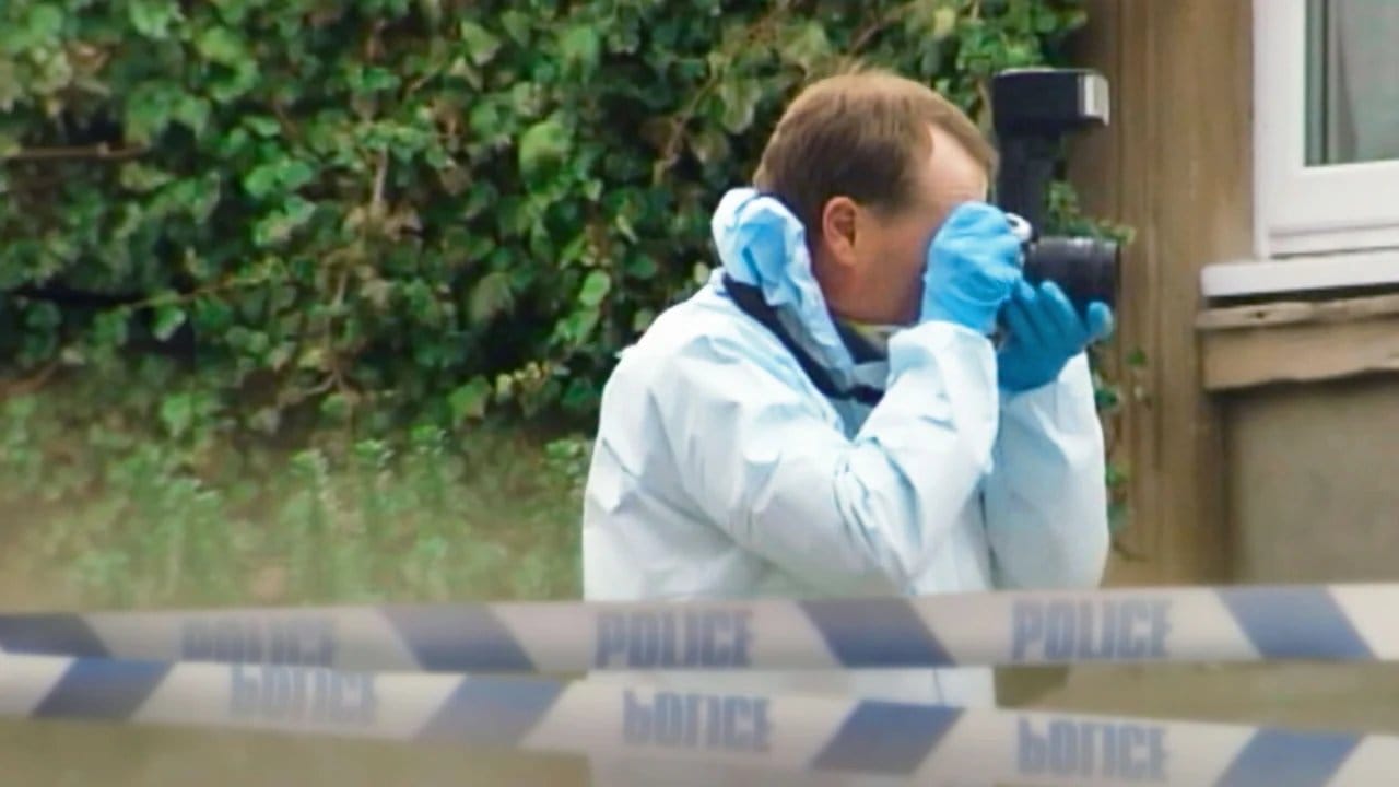 Murder on the Doorstep backdrop