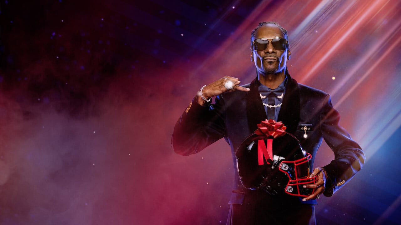 Snoop’s Holiday Halftime Party backdrop