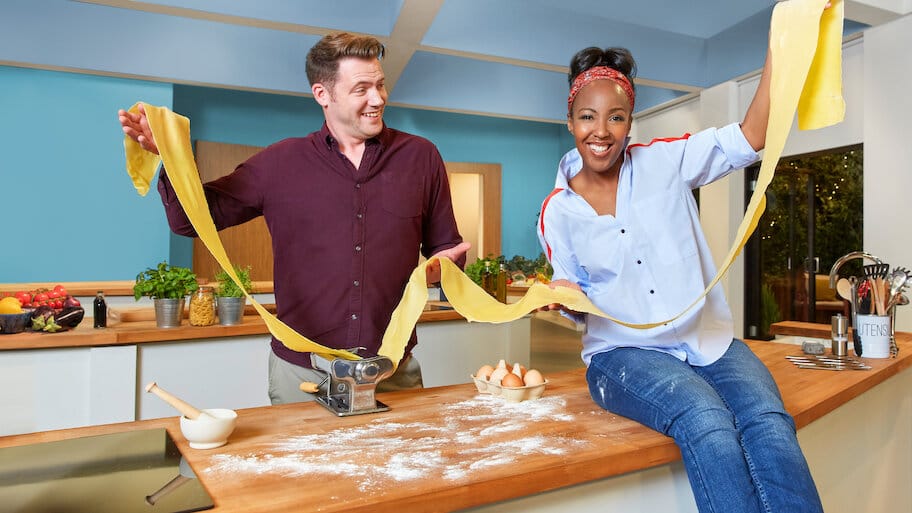 The Big Family Cooking Showdown backdrop