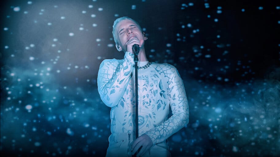 Edis Starlight backdrop